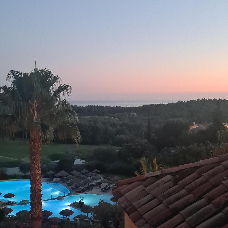 Superbe Villa-Domaine Avec Golf Piscine Et Tennis Saint-Cyr-sur-Mer Eksteriør billede