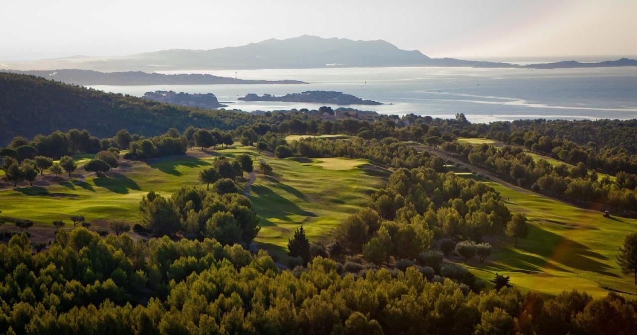 Superbe Villa-Domaine Avec Golf Piscine Et Tennis Saint-Cyr-sur-Mer Eksteriør billede